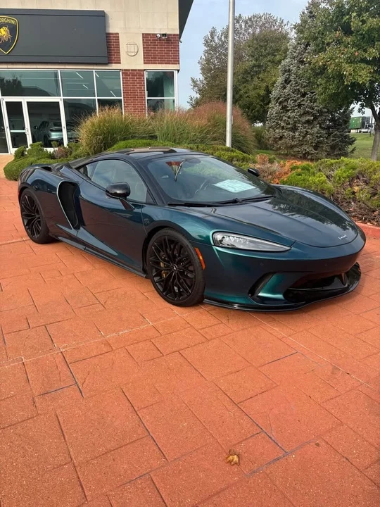 2023 McLaren GT - Image 2 of 15