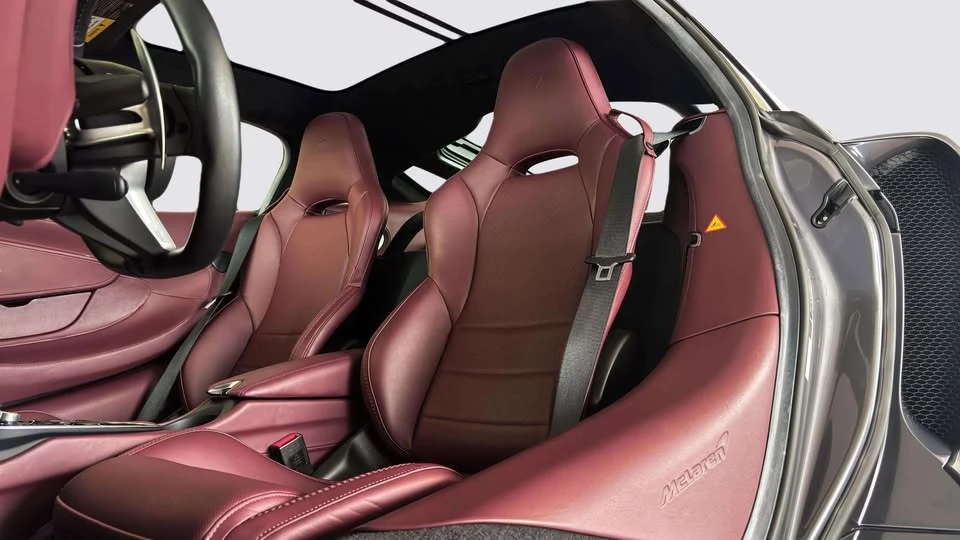 2023 McLaren GT - Image 11 of 13