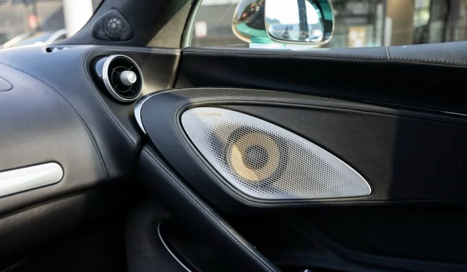 2023 McLaren GT - Image 17 of 17