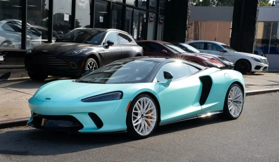 2023 McLaren GT - Image 5 of 17