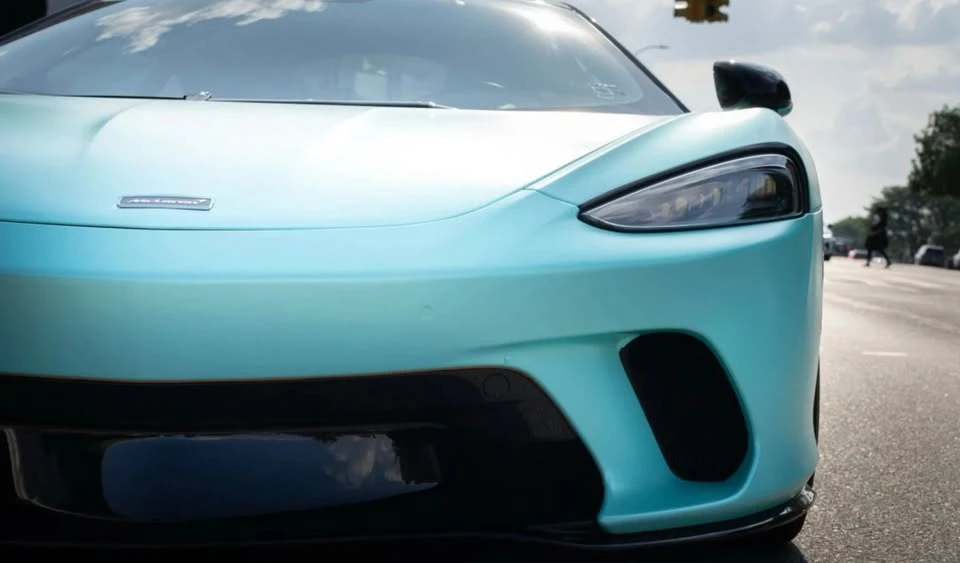 2023 McLaren GT - Image 9 of 17