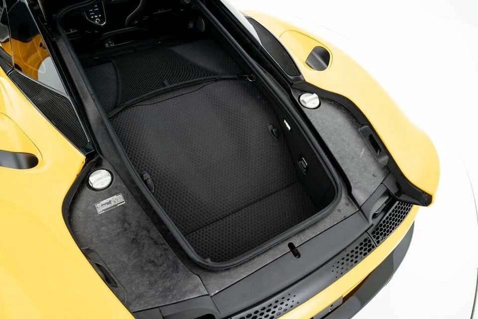 2023 McLaren GT - Image 16 of 20