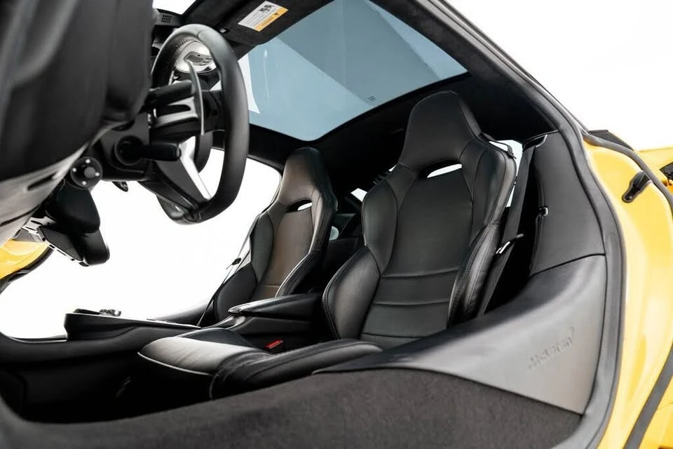 2023 McLaren GT - Image 14 of 20
