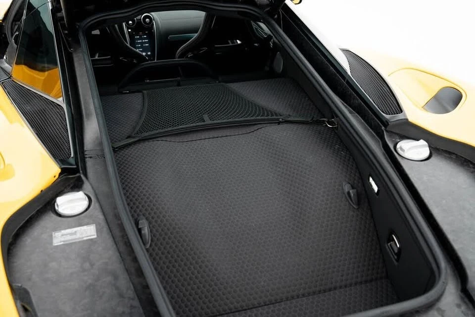 2023 McLaren GT - Image 17 of 20