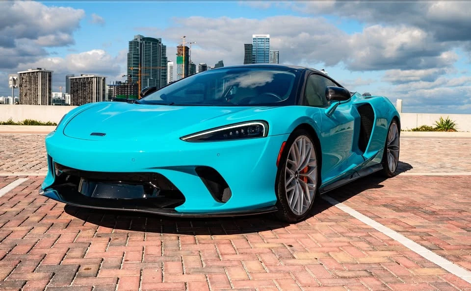 2023 McLaren GT - Image 3 of 20