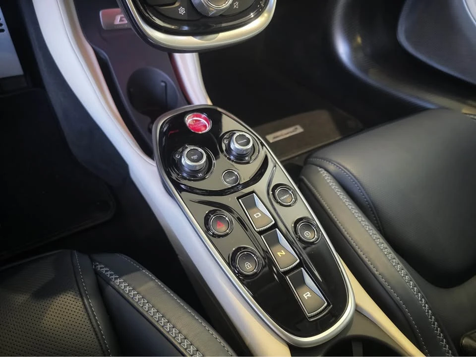2023 McLaren GT - Image 11 of 14