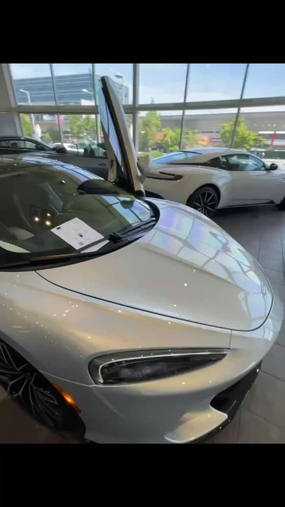 2023 McLaren GT - Image 14 of 14