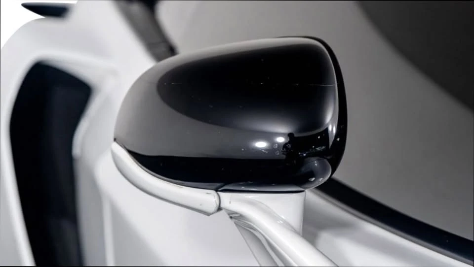 2023 McLaren GT - Image 13 of 17