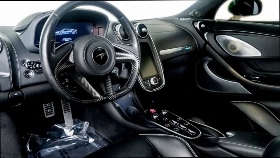 2023 McLaren GT - Image 2 of 17