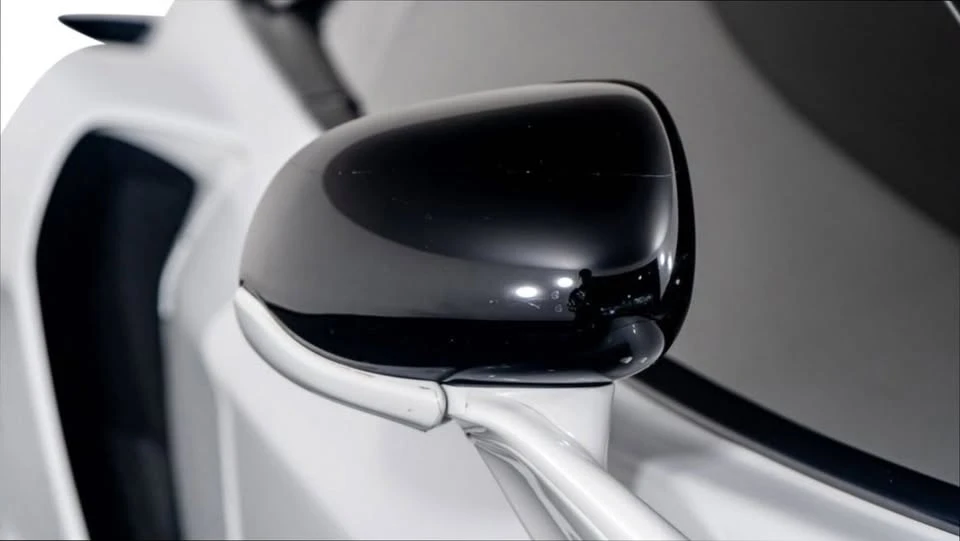 2023 McLaren GT - Image 11 of 17