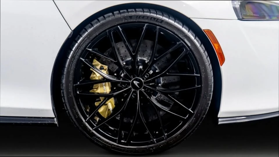 2023 McLaren GT - Image 8 of 17