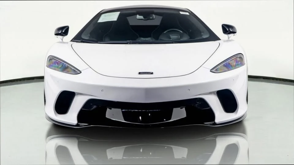 2023 McLaren GT - Image 16 of 17