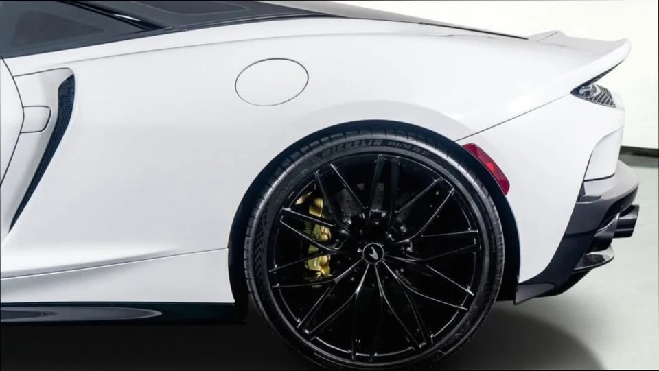 2023 McLaren GT - Image 6 of 17