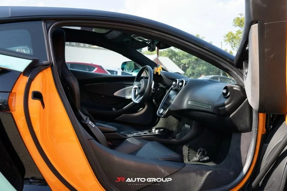 2023 McLaren GT - Image 12 of 18