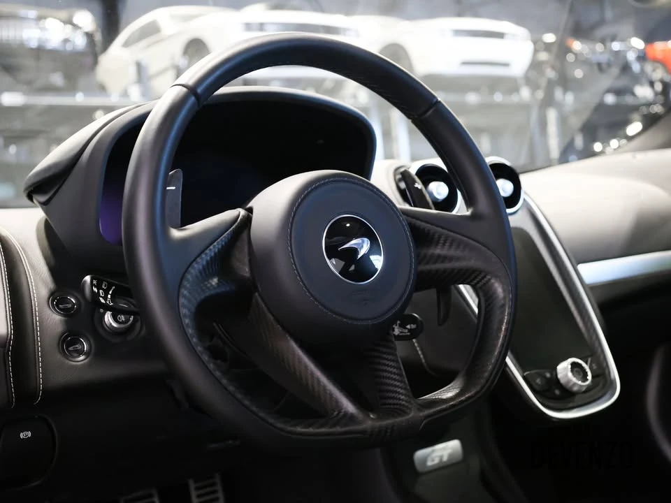 2023 McLaren GT - Image 12 of 17