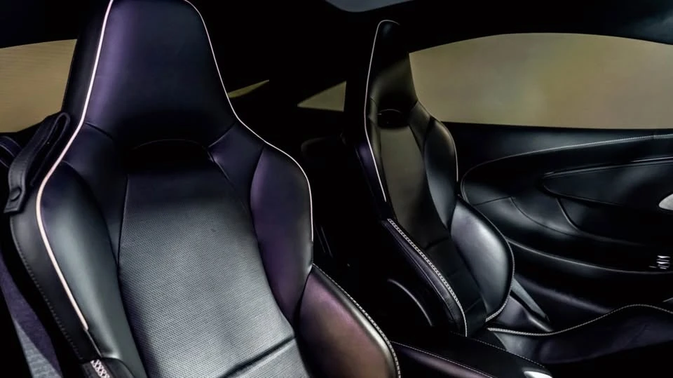 2023 McLaren GT - Image 10 of 13