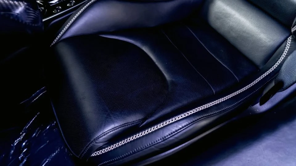 2023 McLaren GT - Image 9 of 13