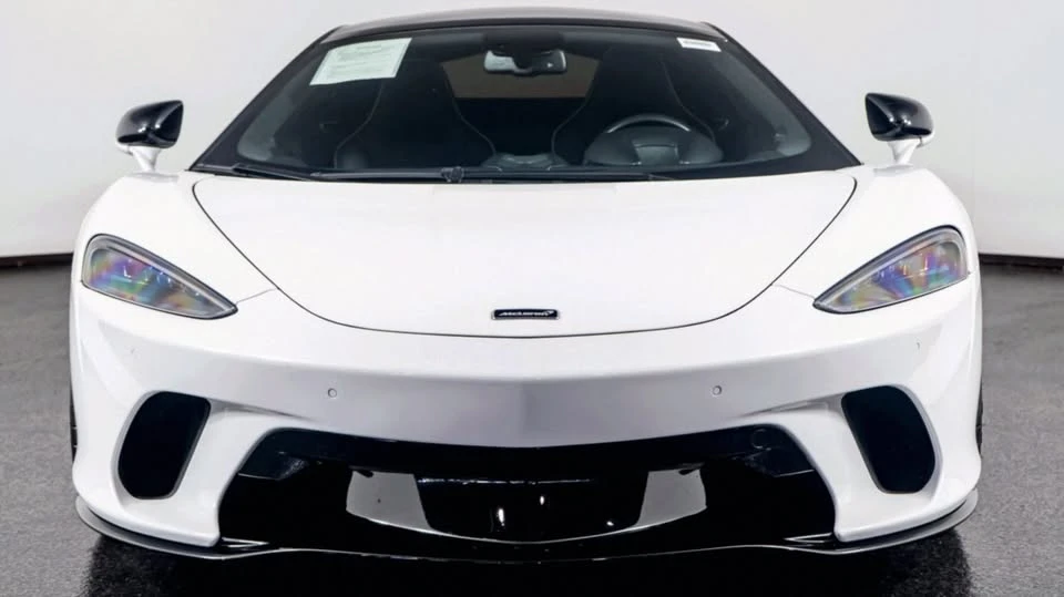 2023 McLaren GT - Image 2 of 13