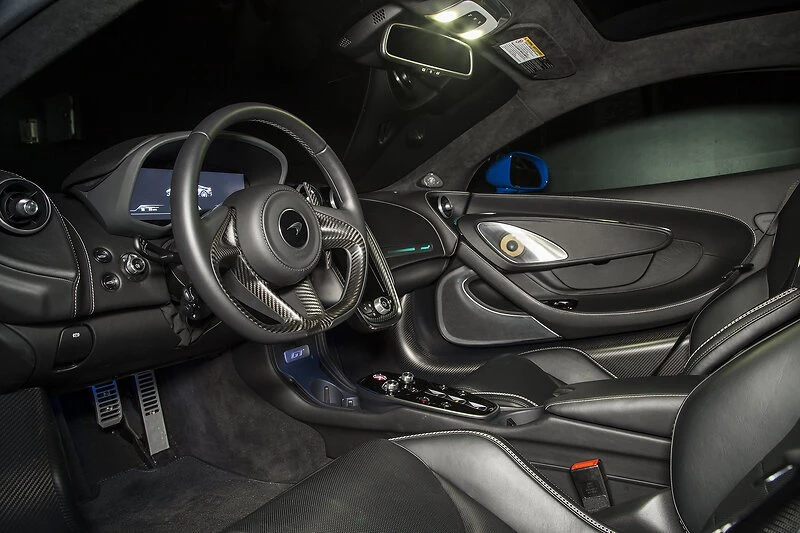 2023 McLaren GT - Image 3 of 8