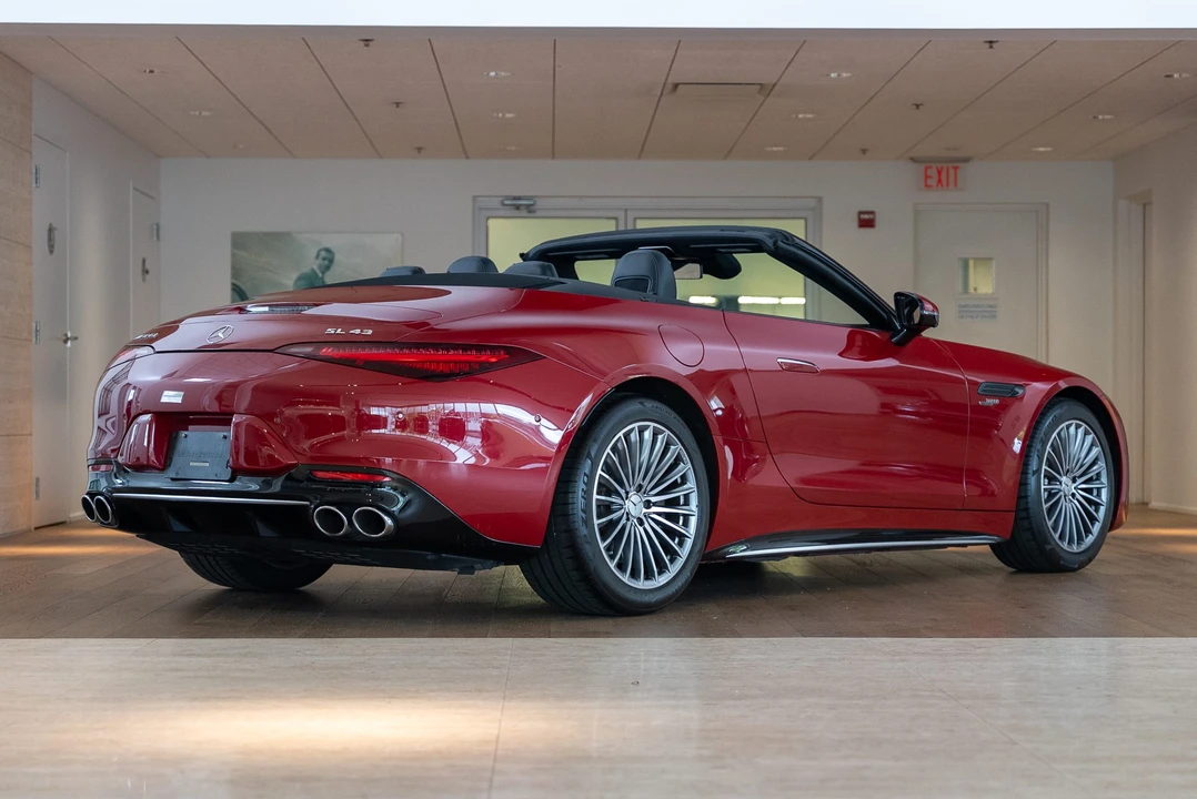 2023 Mercedes-Benz R232 SL 43 AMG - Image 14 of 31