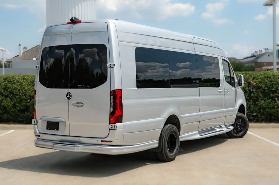 2023 Mercedes-Benz VS30 Sprinter - Image 3 of 20