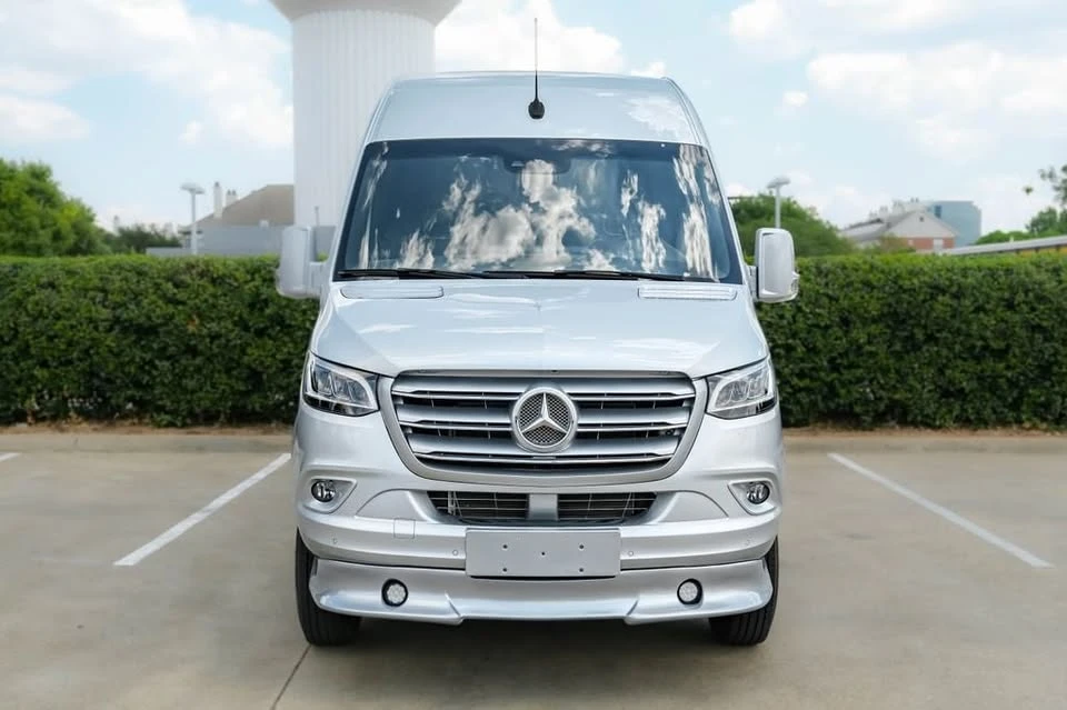 2023 Mercedes-Benz VS30 Sprinter - Image 7 of 20
