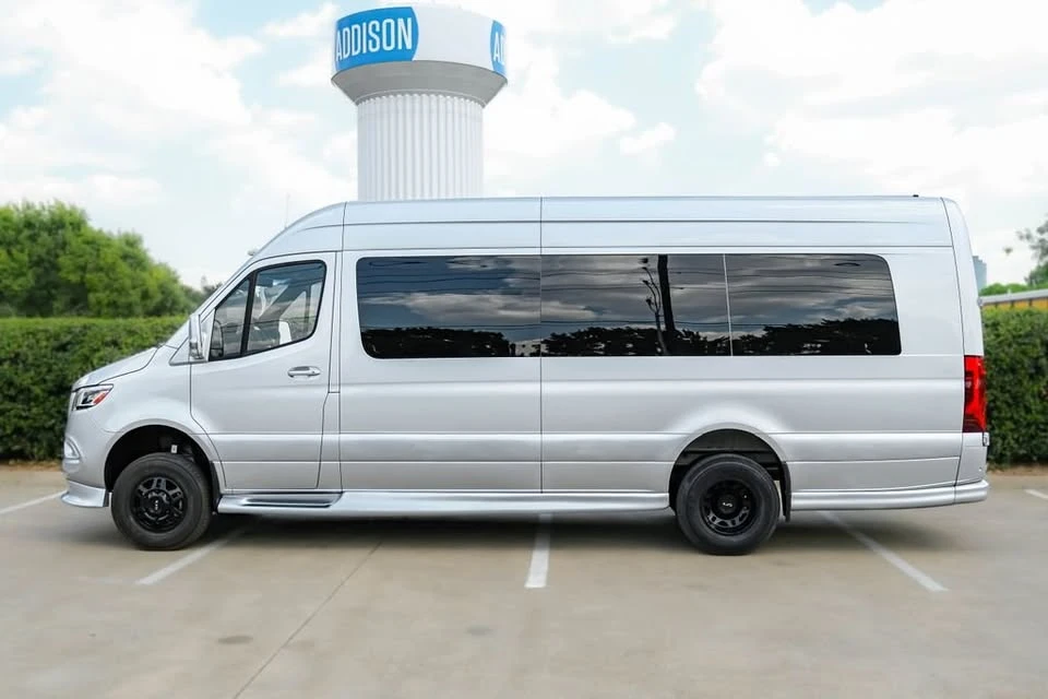 2023 Mercedes-Benz VS30 Sprinter - Image 6 of 20