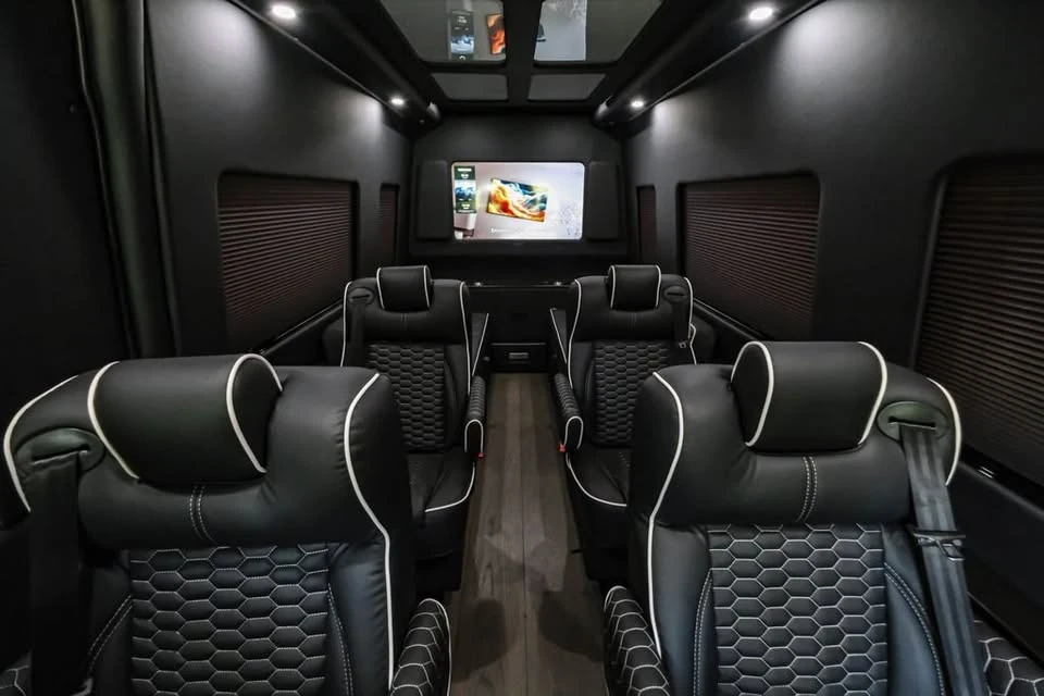 2023 Mercedes-Benz VS30 Sprinter - Image 19 of 20