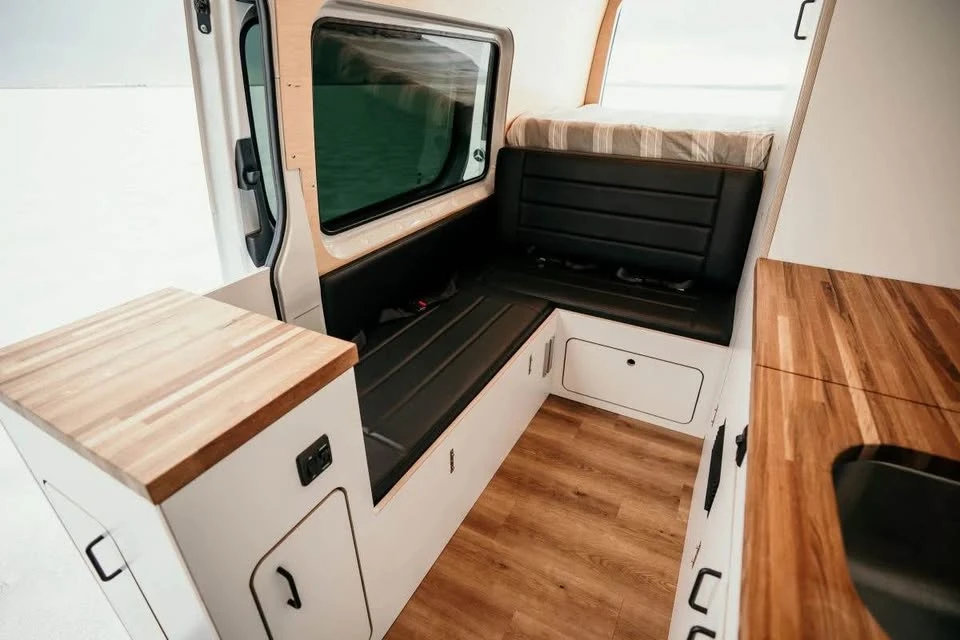 2023 Mercedes-Benz VS30 Sprinter - Image 18 of 19