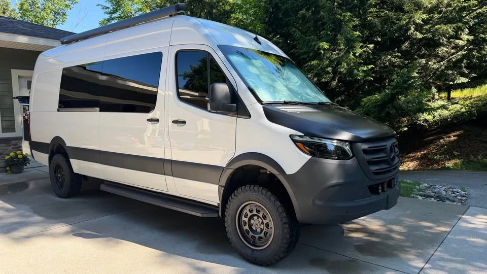 2023 Mercedes-Benz VS30 Sprinter - Image 2 of 19
