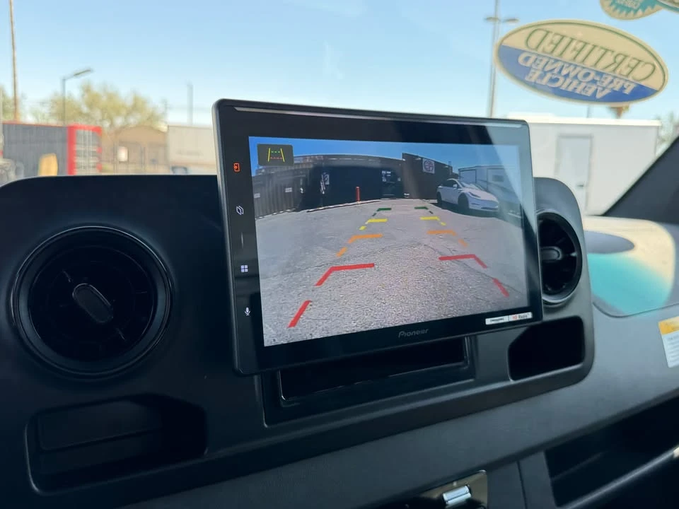 2023 Mercedes-Benz VS30 Sprinter - Image 17 of 20