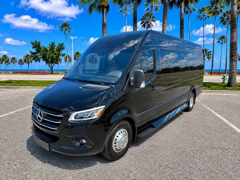 2023 Mercedes-Benz Sprinter 3500 HD Extended Dually Business Class J-Club