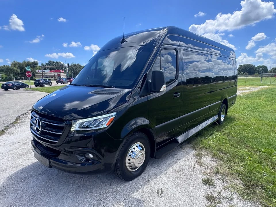 2023 Mercedes-Benz VS30 Sprinter - Image 4 of 20