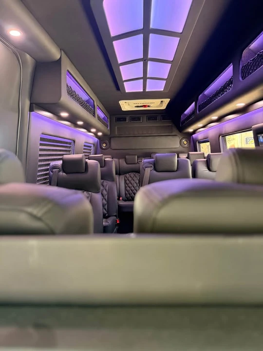 2023 Mercedes-Benz VS30 Sprinter - Image 19 of 20