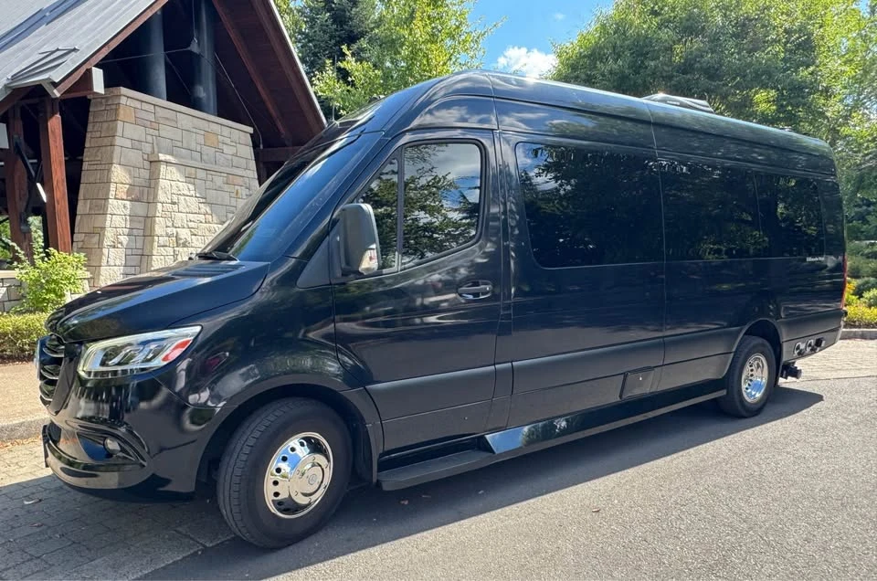2023 Mercedes-Benz VS30 Sprinter - Image 3 of 12