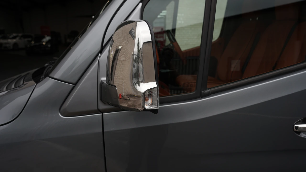 2023 Mercedes-Benz VS30 Sprinter - Image 23 of 31