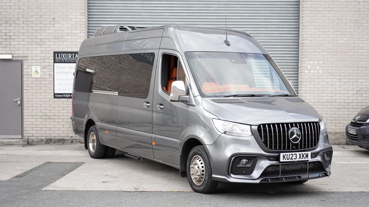 2023 Mercedes-Benz VS30 Sprinter - Image 3 of 31