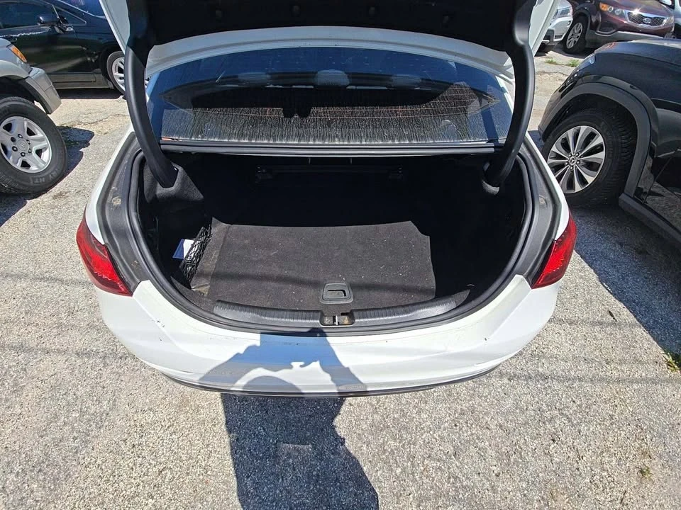 2023 Mercedes-Benz W206 C-Class - Image 8 of 11