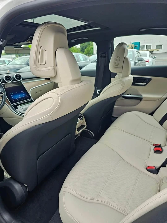 2023 Mercedes-Benz W206 C-Class - Image 13 of 19