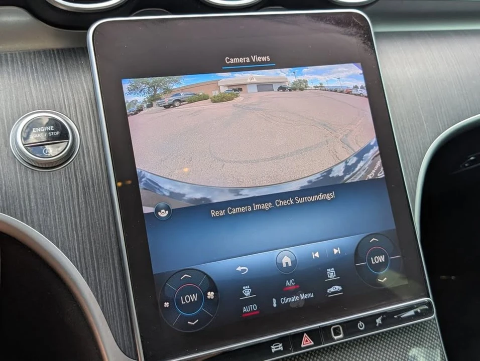 2023 Mercedes-Benz W206 C-Class - Image 13 of 20