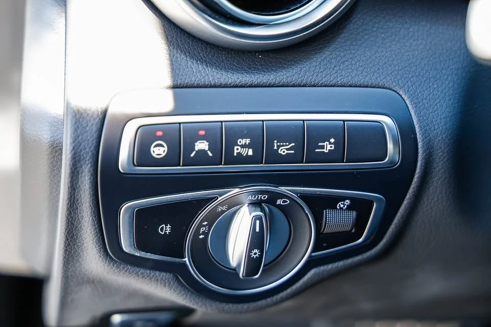 2023 Mercedes-Benz W206 C-Class - Image 17 of 20