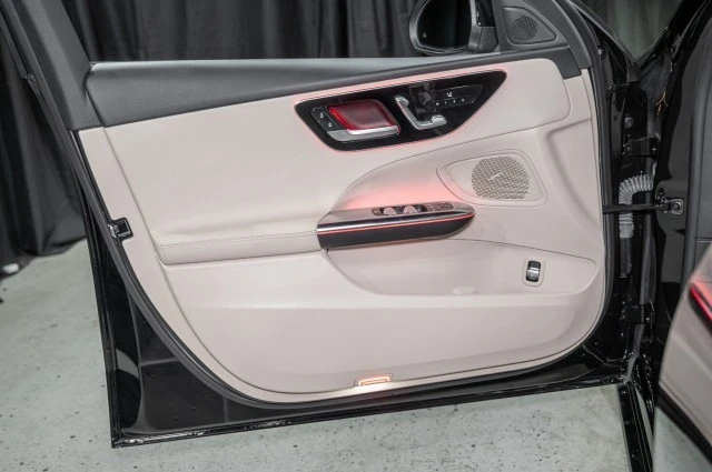 2023 Mercedes-Benz W206 C-Class - Image 10 of 12