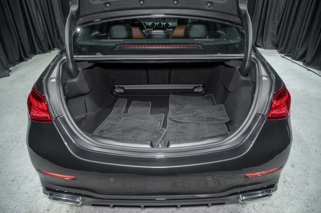 2023 Mercedes-Benz W206 C-Class - Image 10 of 12
