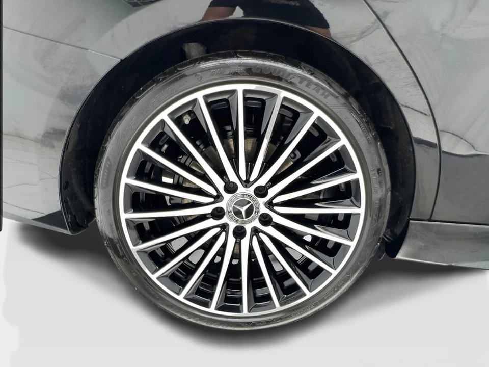 2023 Mercedes-Benz W206 C-Class - Image 14 of 21