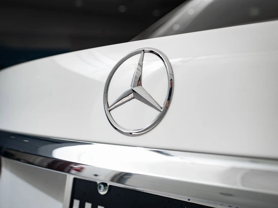 2023 Mercedes-Benz W213 E-Class - Image 17 of 21