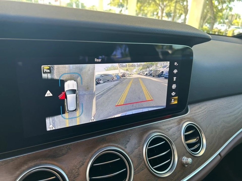 2023 Mercedes-Benz W213 E-Class - Image 9 of 12