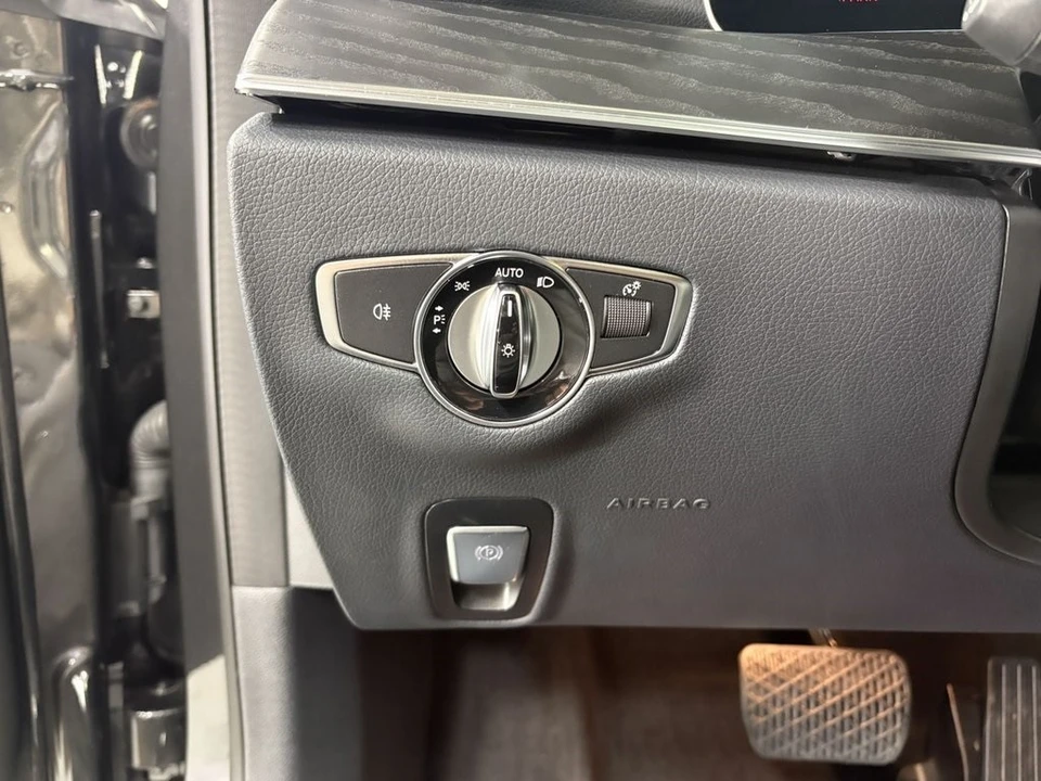 2023 Mercedes-Benz W213 E-Class - Image 10 of 12