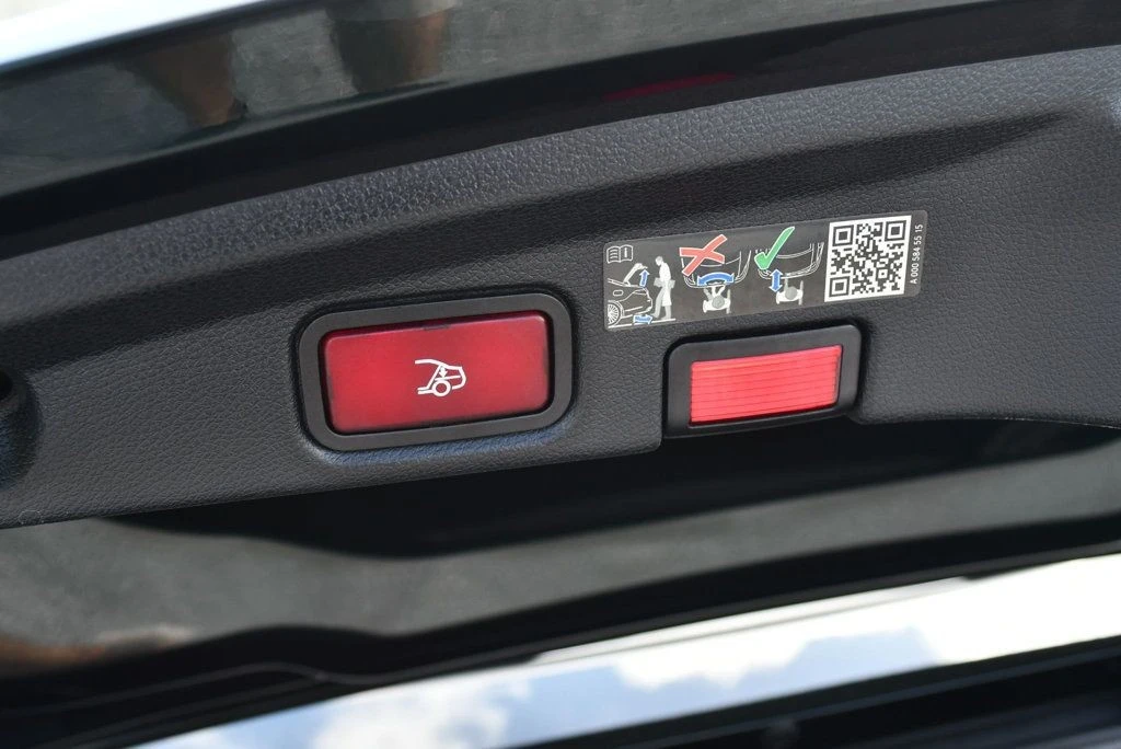2023 Mercedes-Benz W213 E-Class - Image 18 of 31