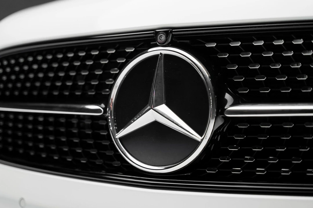 2023 Mercedes-Benz W213 E-Class - Image 12 of 21