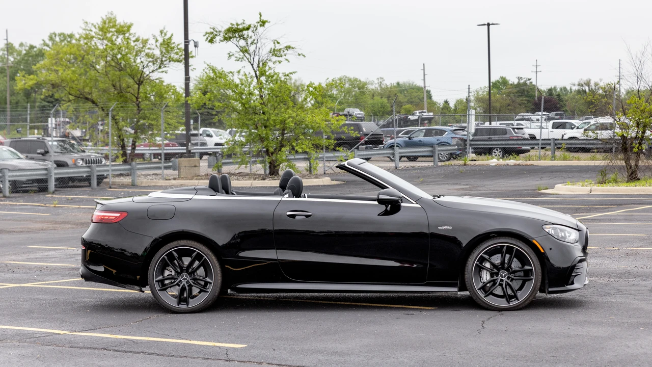2023 Mercedes-Benz C238/A238 E 53 AMG Coupe & Convertible - Image 4 of 31